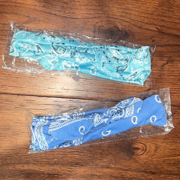 2 PC. BOHO PAISLEY HEADBAND FOR WOMEN/GIRLS, ONE SIZE, LIGHT BLUE/DARK BLUE - Picture 1 of 5